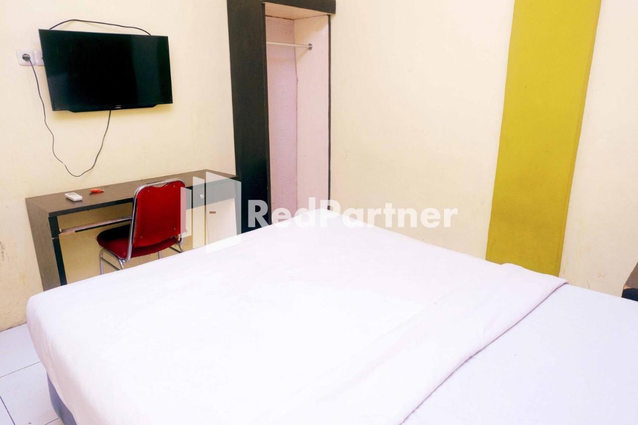 Hotel Permata Makassar Mitra Reddoorz Balangberu Eksteriør billede