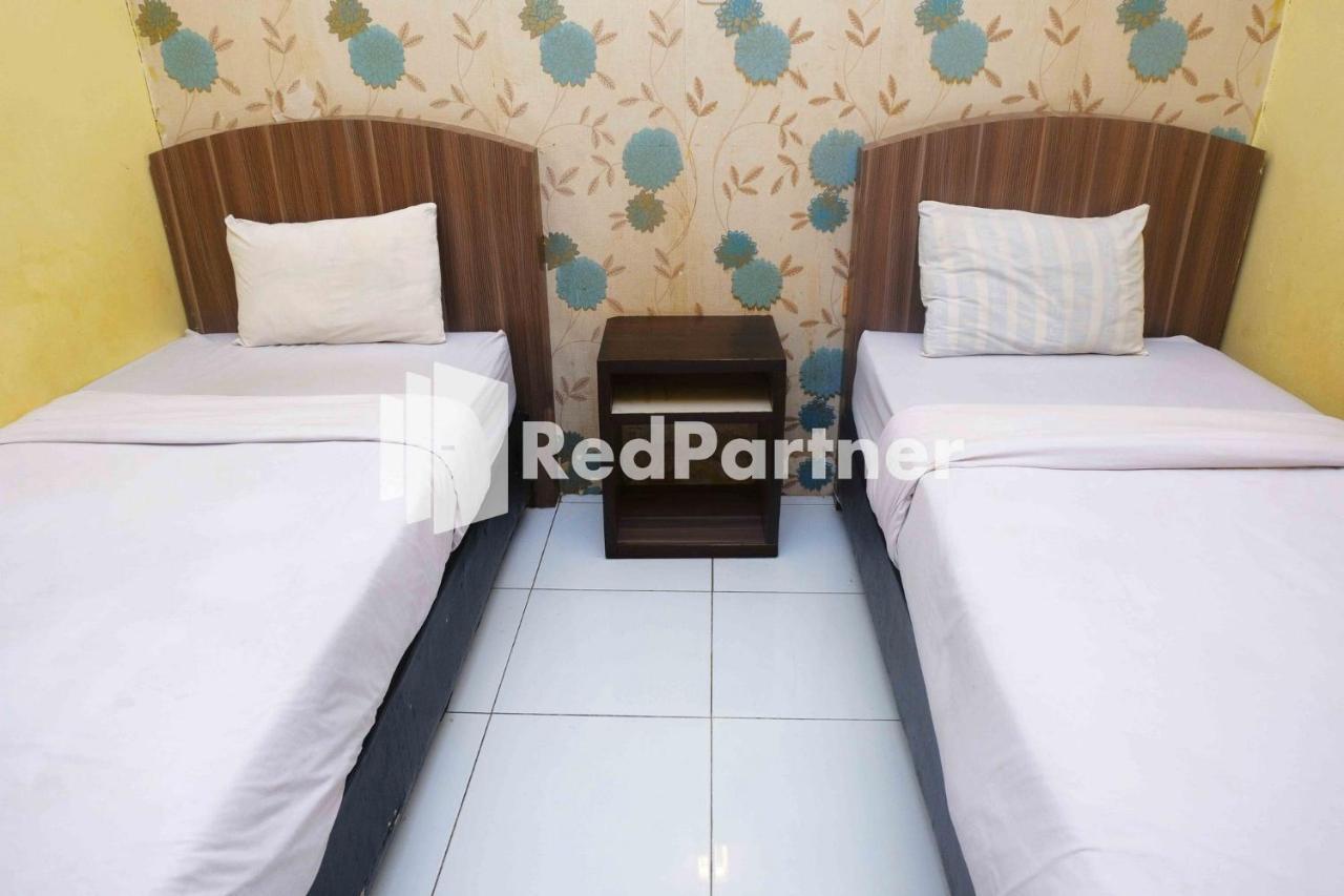 Hotel Permata Makassar Mitra Reddoorz Balangberu Eksteriør billede
